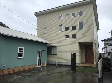 男の隠れ家のある家